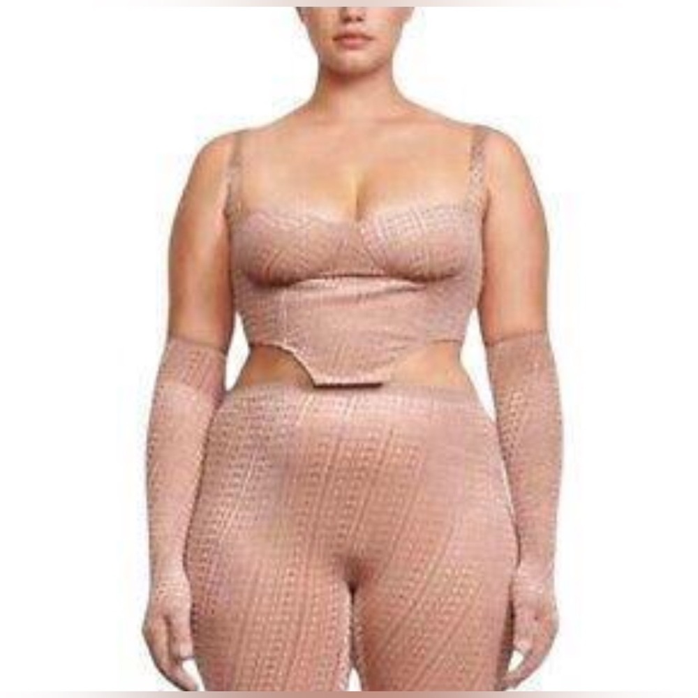 NWT SKIMS Two Piece Bundle!!! Velvet Logo Corset Size 4X Colors Sienna and Chai